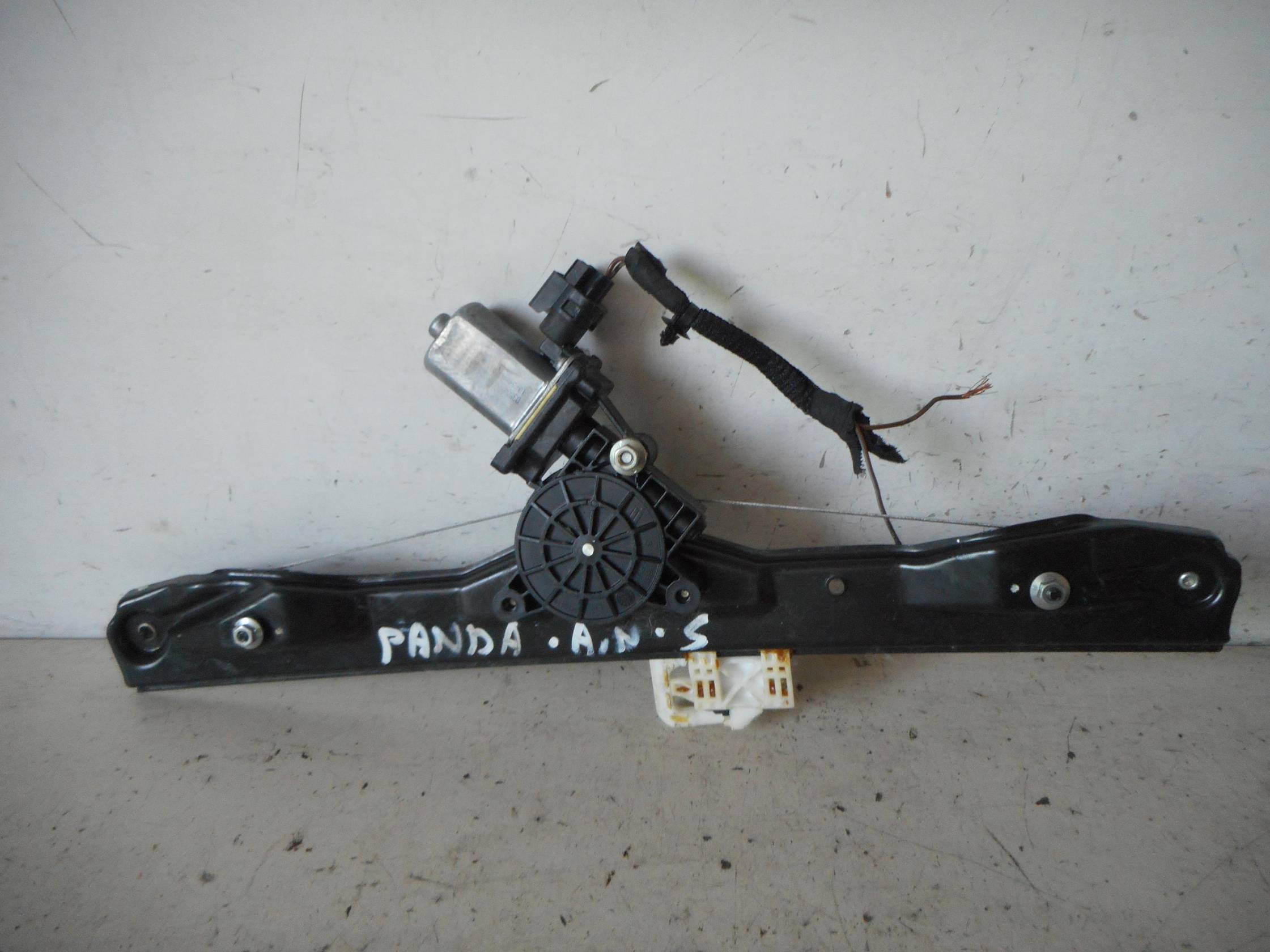 Alzacristallo elettr. porta ant. sx.